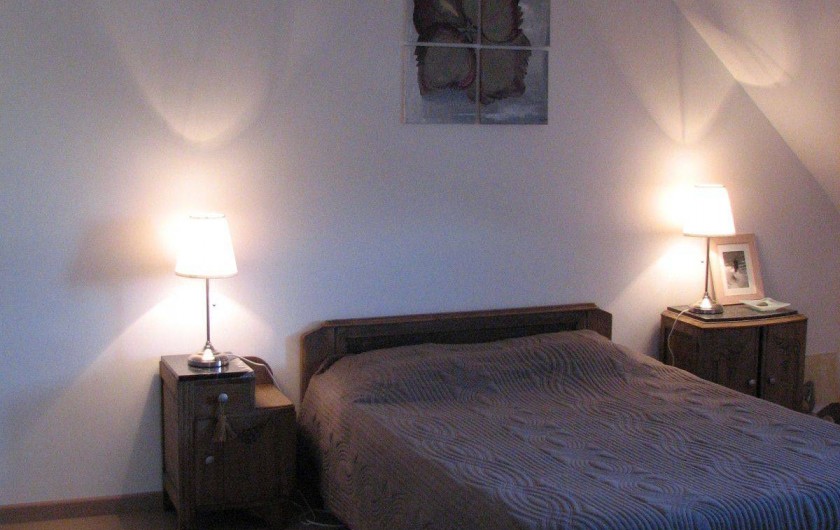 Location de vacances - Appartement à Clohars-Carnoët - votre chambre romantique toit cathédrale