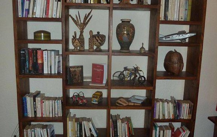 Location de vacances - Villa à Saly - Bibliothèque