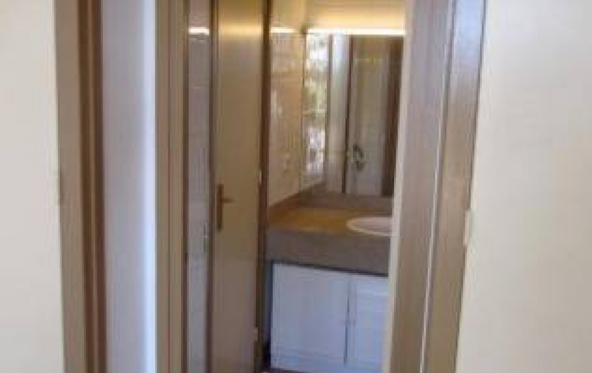 Location de vacances - Appartement à Platja d'Aro - Salle de bain des parents