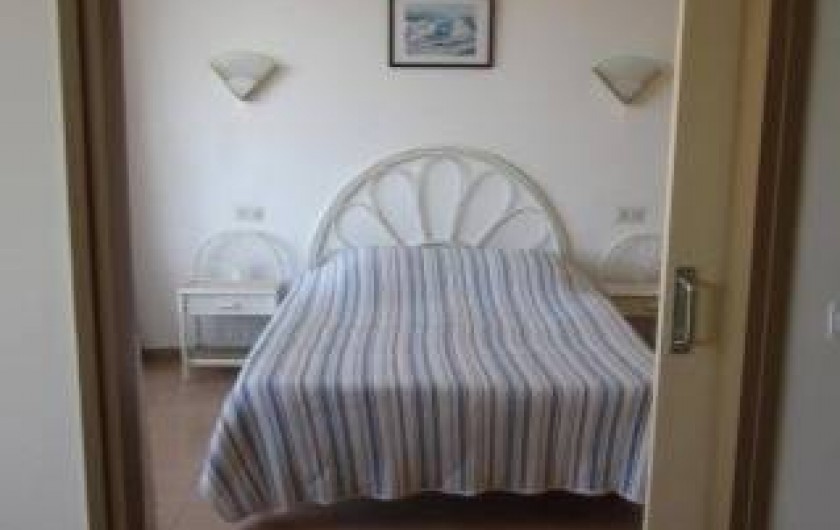 Location de vacances - Appartement à Platja d'Aro - Chambre des parents