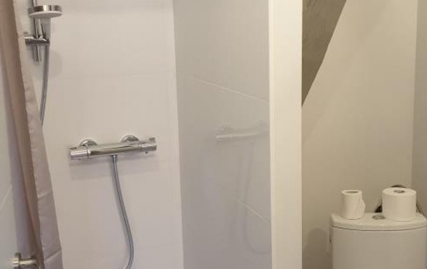 Location de vacances - Gîte à Dienville - Grand Gîte - salle de douche étage