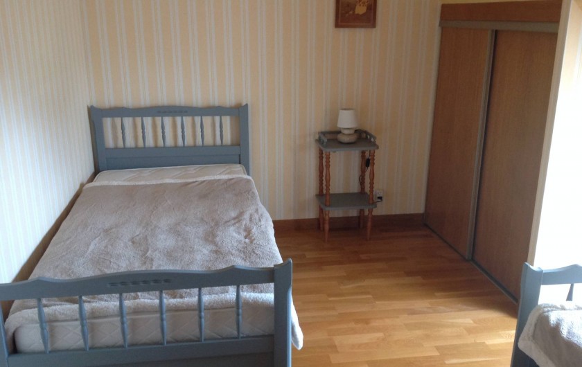 Location de vacances - Maison - Villa à Loguivy - Chambre 3 2 lits simples 1er étage