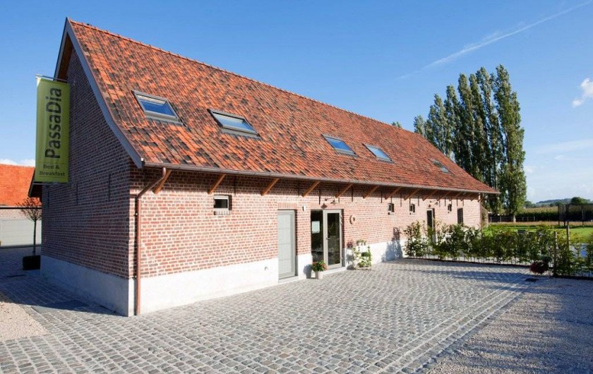 Location de vacances - Chambre d'hôtes à Zwevegem - Entré, parking