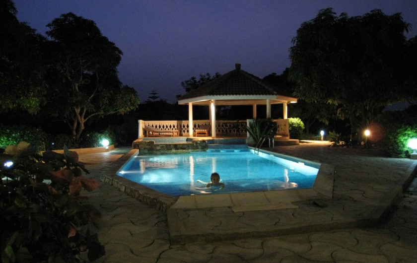 Location de vacances - Appartement à Somone - Vue de la piscine