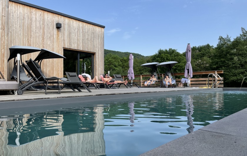 Location de vacances - Chambre d'hôtes à Blesle - Notre couloir de nage en eau naturelle