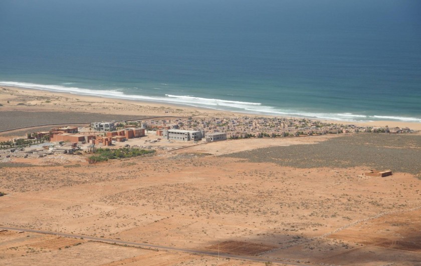 Location de vacances - Villa à Mirleft - Le village vu du club de parapente.