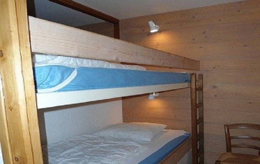 Location de vacances - Chalet à Cohennoz - LE PERCE NEIGE (n°6) - Appartement 5 pers. - Chambre cabine