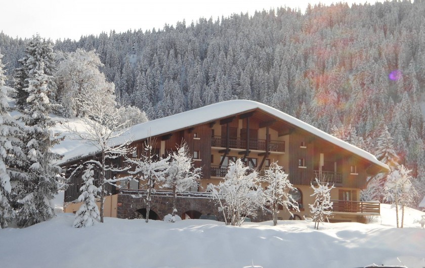 Location de vacances - Chalet à Cohennoz - CHALET LA CROIX DES AMBAILLES EN HIVER...