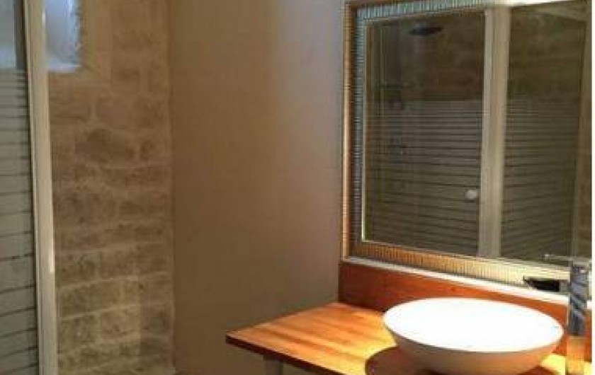 Location de vacances - Gîte à Charny - Douche chambre Baroque