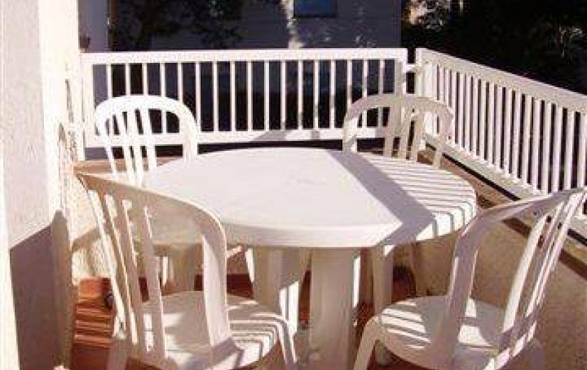 Location de vacances - Appartement à Roses - balcon