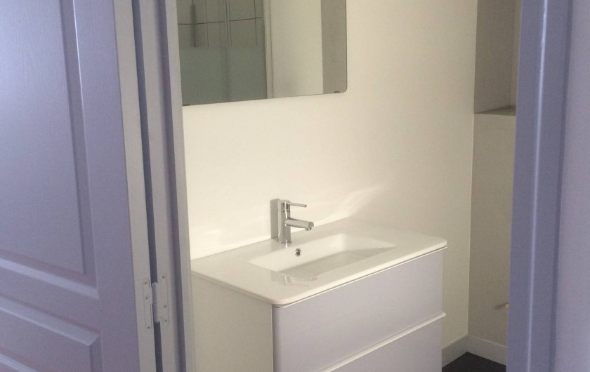 Location de vacances - Appartement à Saint-Pair-sur-Mer - Salle de bain avec douche 120/80