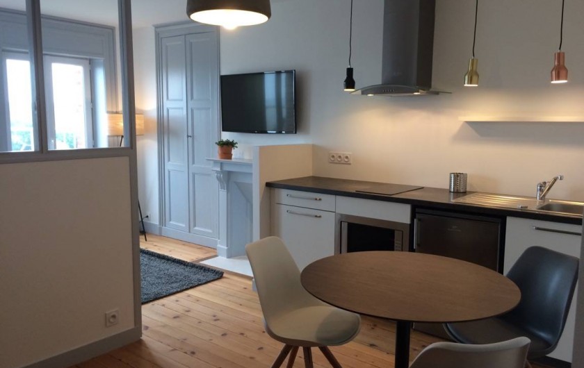 Location de vacances - Appartement à Saint-Pair-sur-Mer - Coin repas avec cuisine ouverte