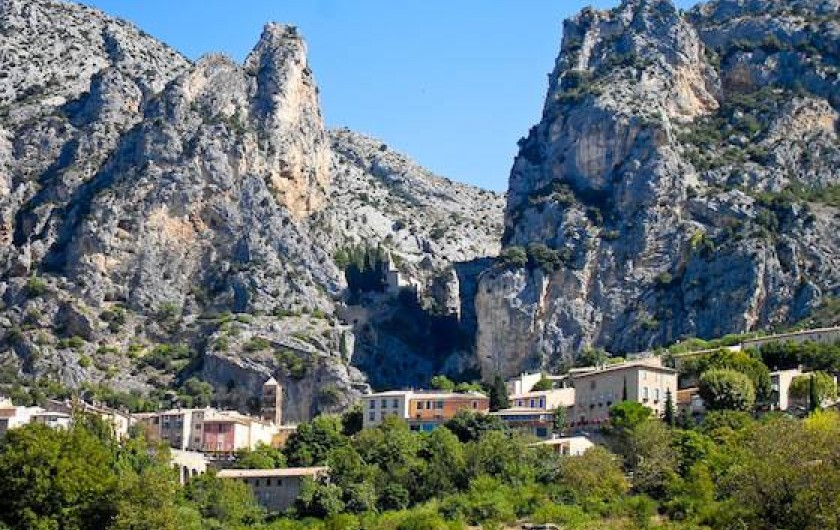 Location de vacances - Gîte à Moustiers-Sainte-Marie - village de Moustiers sainte marie