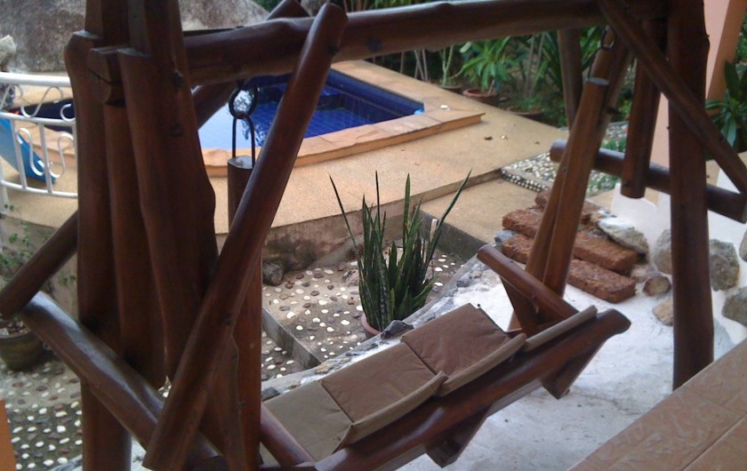 Location de vacances - Villa à Ko Samui - Balancelle face à la mer et à la petite piscine