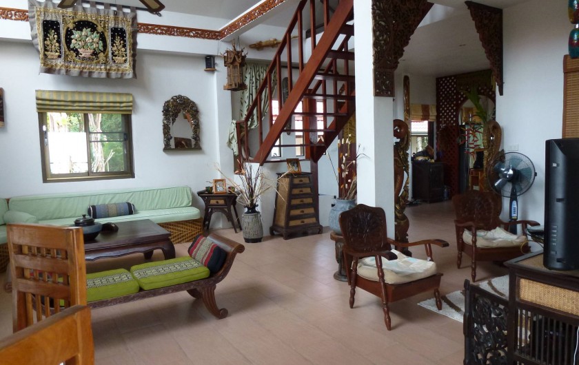 Location de vacances - Villa à Ko Samui - Séjour, montée vers mezzanine (chambre d'appoint)
