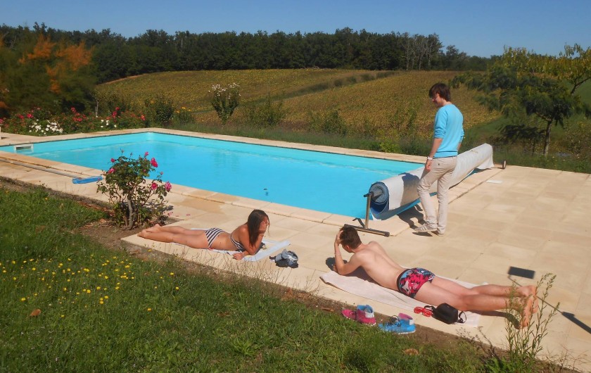 Location de vacances - Chambre d'hôtes à Tournon-d'Agenais - La piscine à partager