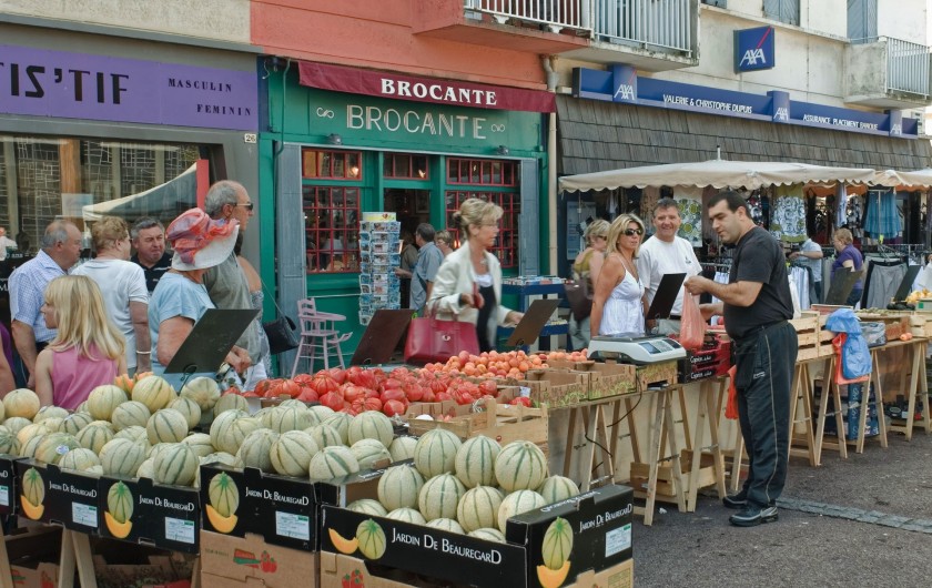 Location de vacances - Appartement à Saint-Valery-en-Caux - Jour de marché le vendredi et le dimanche à Saint valéry en  Caux
