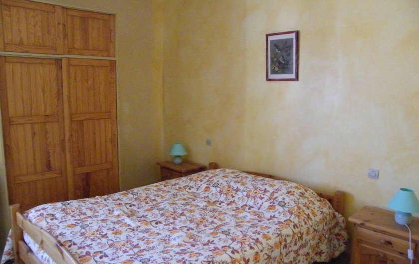 Location de vacances - Gîte à Gargas - Chambre avec lit double