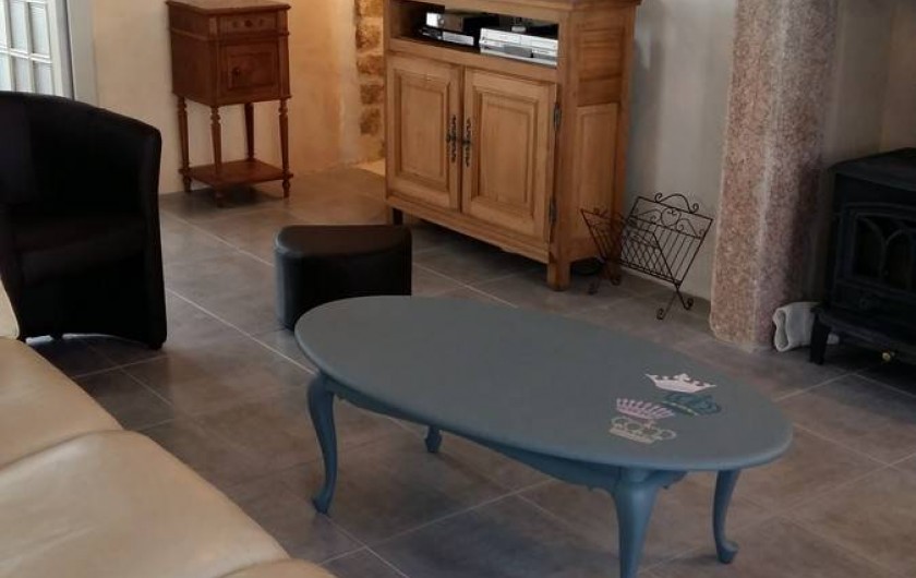 Location de vacances - Maison - Villa à Barfleur - Salon avec cheminée (poêle à bois)