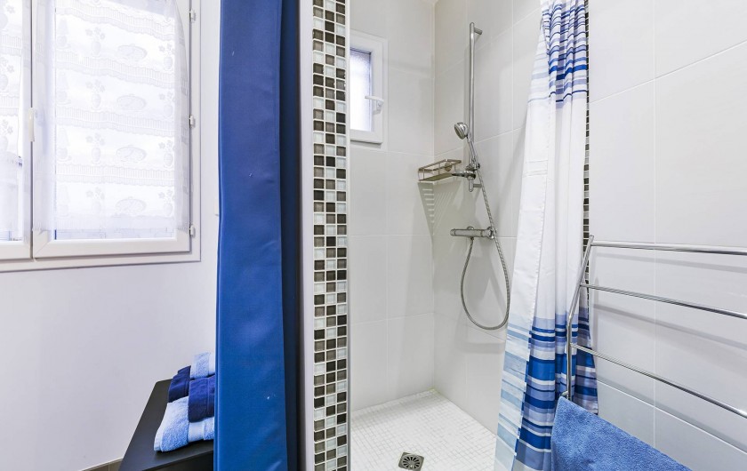 Location de vacances - Gîte à Trausse - Douche chambre 1
