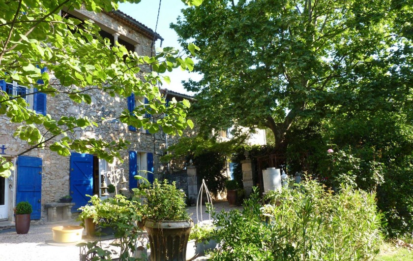 Location de vacances - Chambre d'hôtes à Brue-Auriac -  La Bastide Collombe