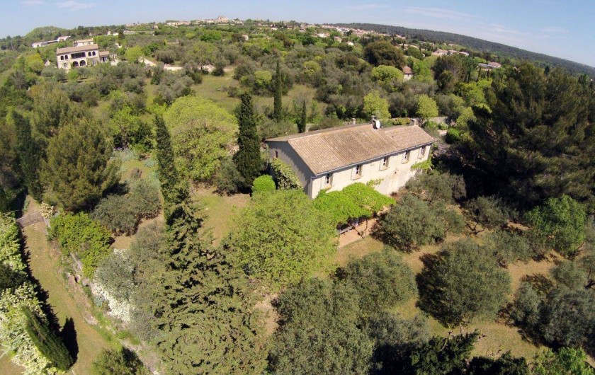 Location de vacances - Mas à Uzès - Maison vue du ciel !