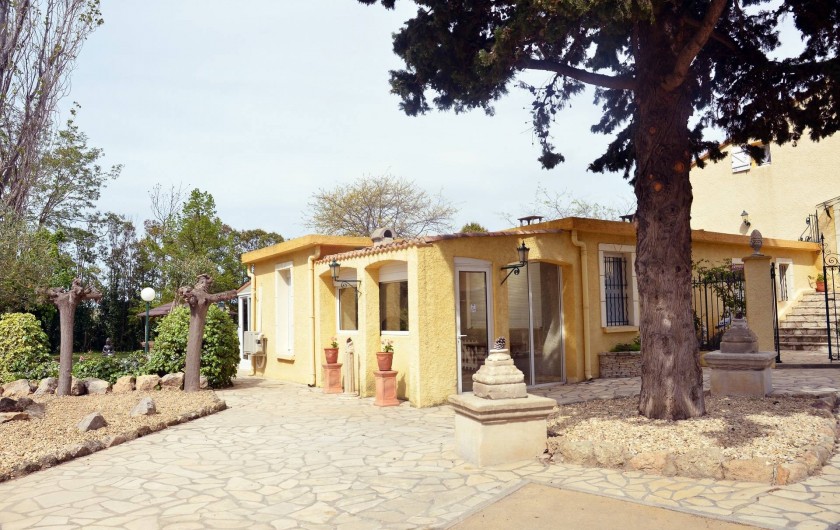 Location de vacances - Gîte à Béziers - Entrée  GÎTE