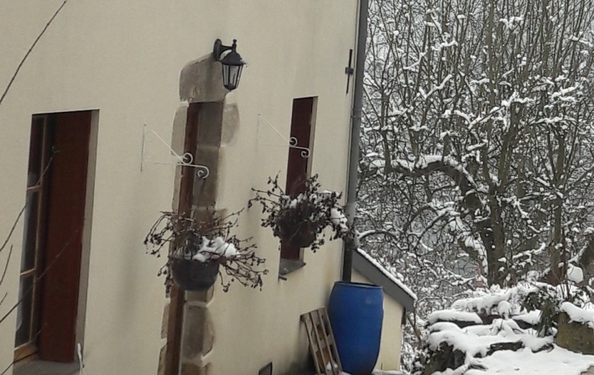 Location de vacances - Gîte à Menat - Gite sous la neige