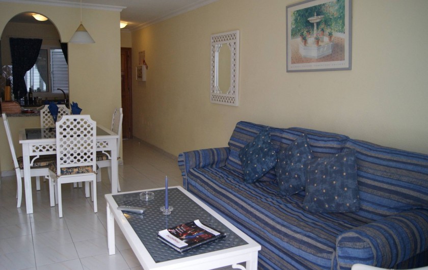 Location de vacances - Appartement à Los Cristianos - Salon , s à manger vers cuisine