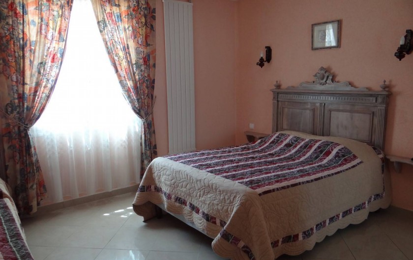Location de vacances - Chambre d'hôtes à Ortaffa - Suite familiale : chambre des parents