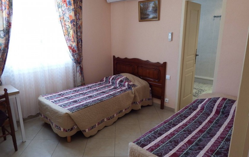 Location de vacances - Chambre d'hôtes à Ortaffa - Suite familiale : chambres des enfants