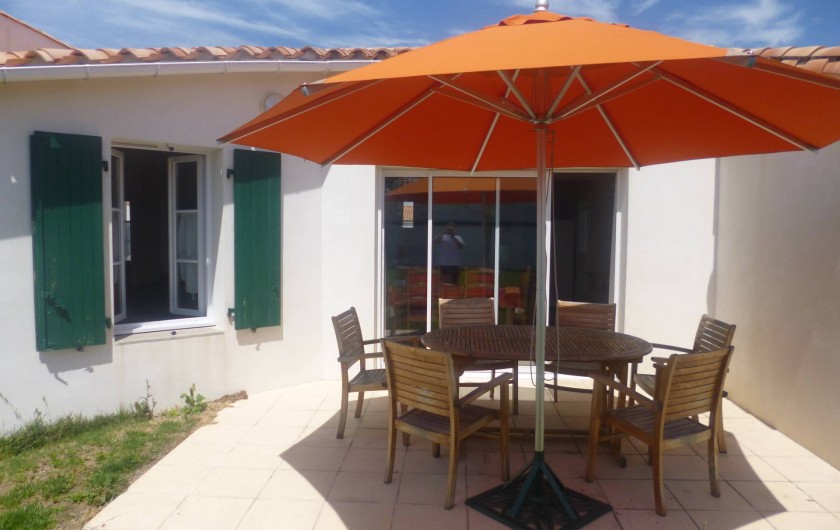 Location de vacances - Villa à Ars-en-Ré - Terrasse plein sud