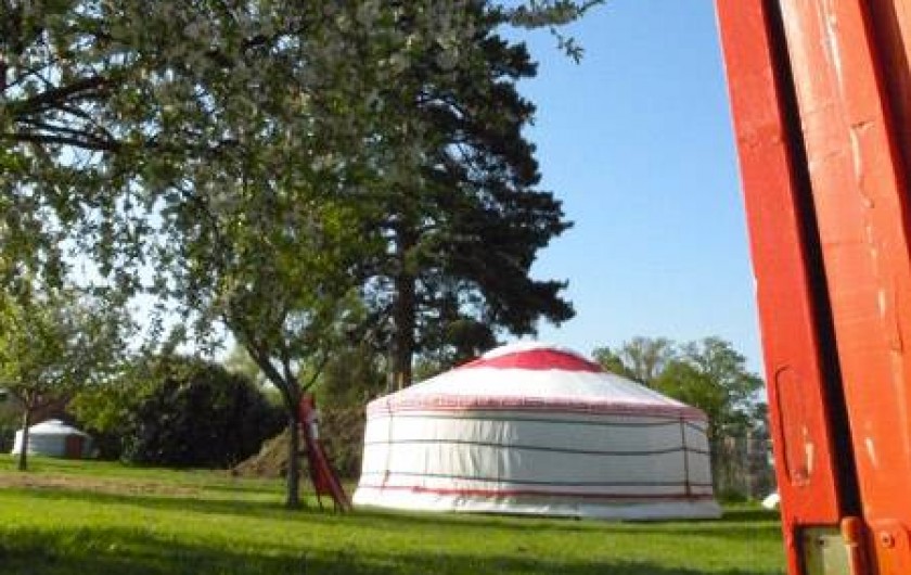 Location de vacances - Camping à Sainte-Eulalie-en-Born - Yourte mongole