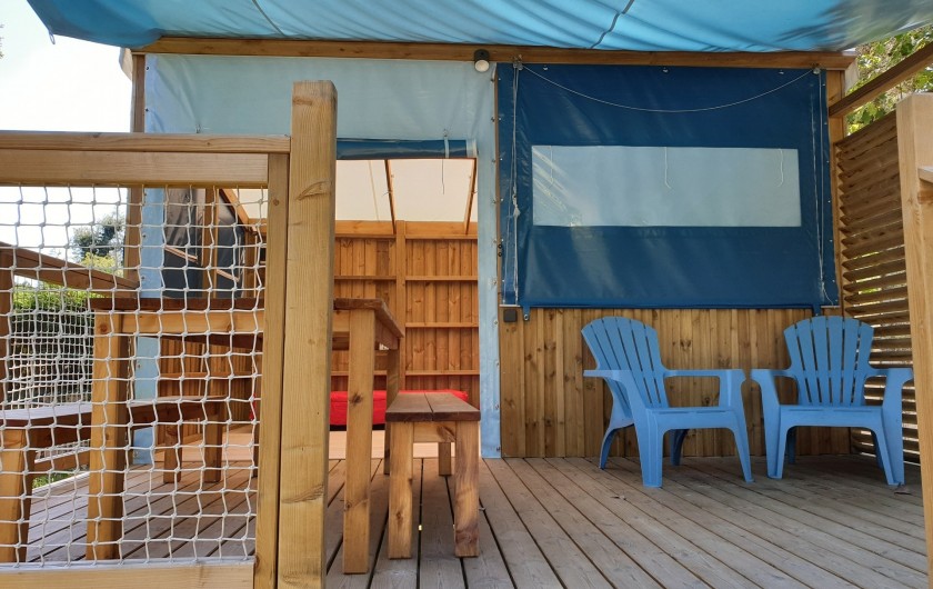 Location de vacances - Camping à Sainte-Eulalie-en-Born - cabane