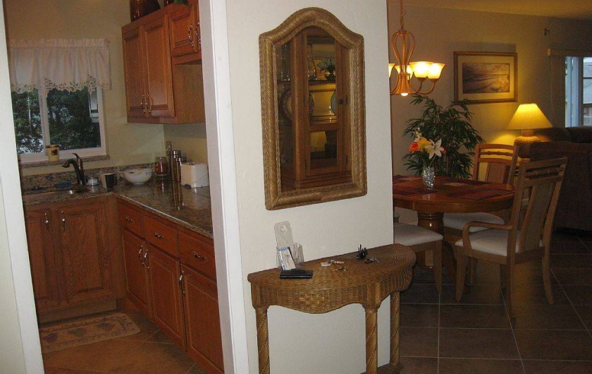 Location de vacances - Appartement à Marco Island - Entrée vers cuisine et salle à manger