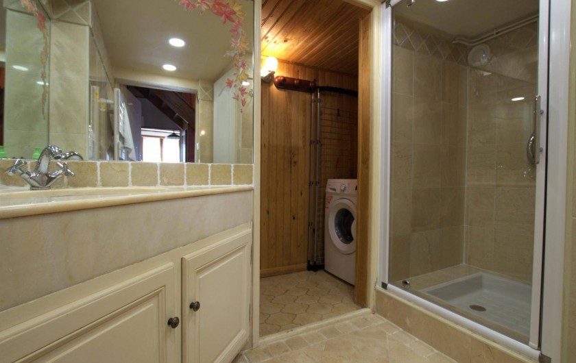 Location de vacances - Gîte à Neuville-sur-Vanne - SALLE DE BAIN