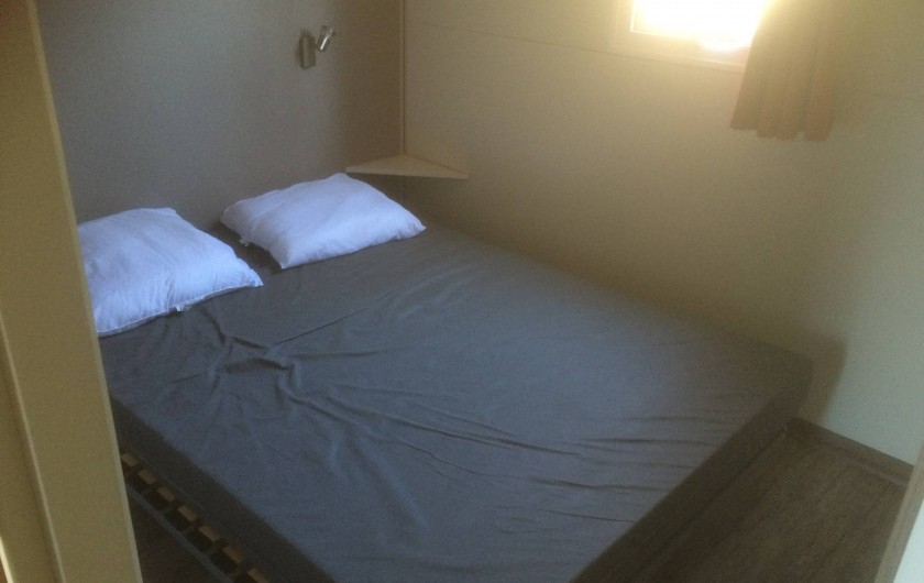 Location de vacances - Chalet à Vogüé - Chambre 1