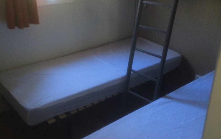 Location de vacances - Chalet à Vogüé - Chambre 2