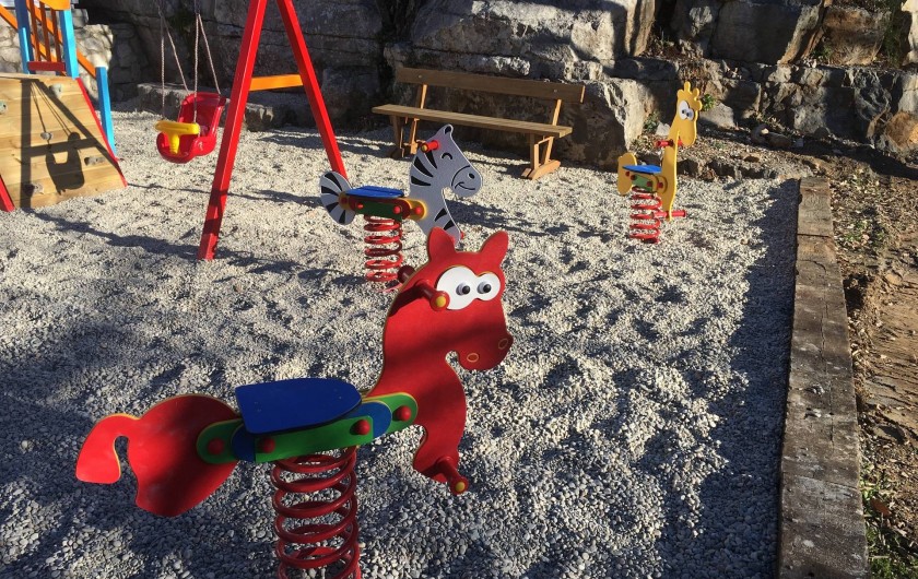 Location de vacances - Chalet à Vogüé - Aire de jeux