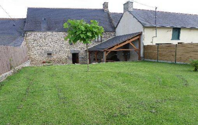 Location de vacances - Gîte à Combourg - cour arrière