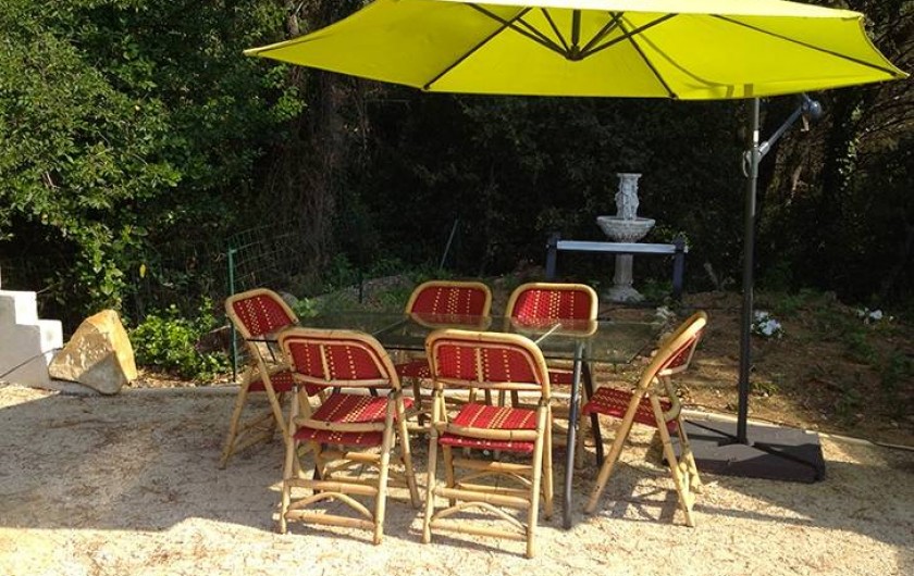 Location de vacances - Gîte à Bagnols-sur-Cèze - terrasse 