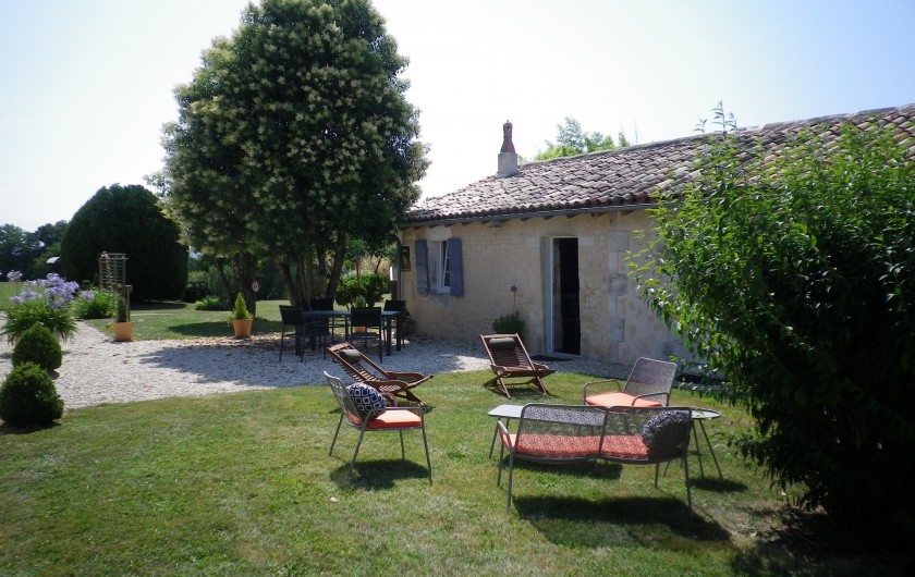 Location de vacances - Gîte à Vanzac - Bienvenue au gite du FOURNIL