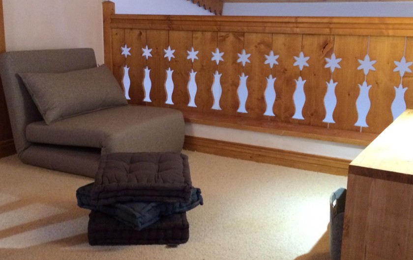 Location de vacances - Appartement à Arc 1800 - Coin télé et PS4 pour les jeux d'enfants au dernier étage