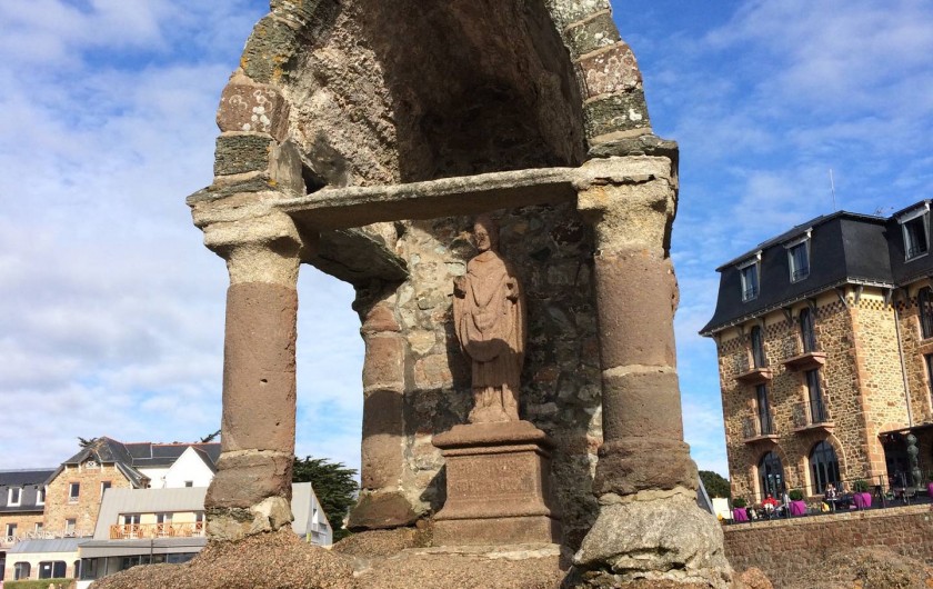 Location de vacances - Villa à Perros-Guirec - Plage de saint guirec à 10 mn à pied