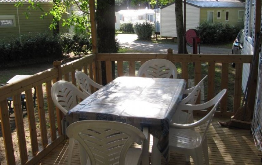 Location de vacances - Bungalow - Mobilhome à Saint-Brevin-les-Pins - Terrasse semi-couverte