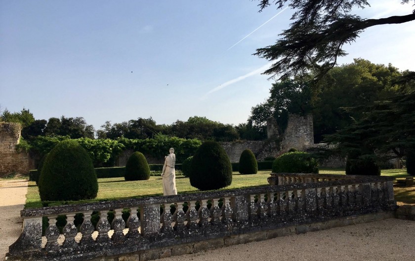 Location de vacances - Château - Manoir à Montreuil-Bonnin - Jardin du château