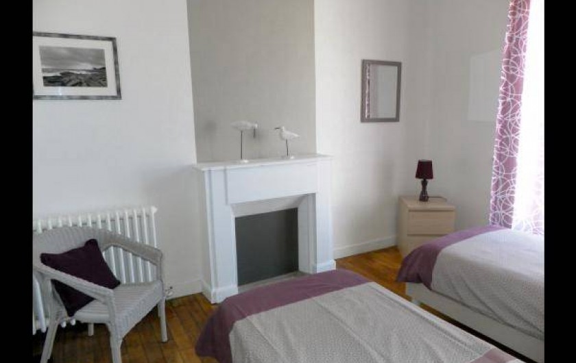 Location de vacances - Chambre d'hôtes à Guilvinec - Chambre Galet 1er étage vue sur rue (très calme)