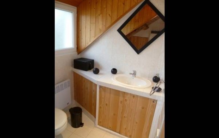 Location de vacances - Chambre d'hôtes à Guilvinec - Salle de douche/WC 2ème étage