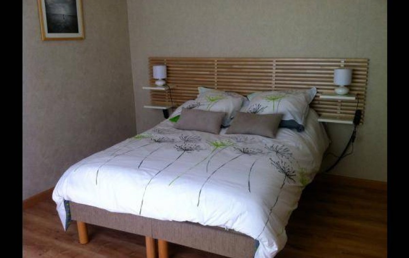 Location de vacances - Chambre d'hôtes à Guilvinec - Chambre Sable RDC (2* 70 inclinable) vue sur mer et courette