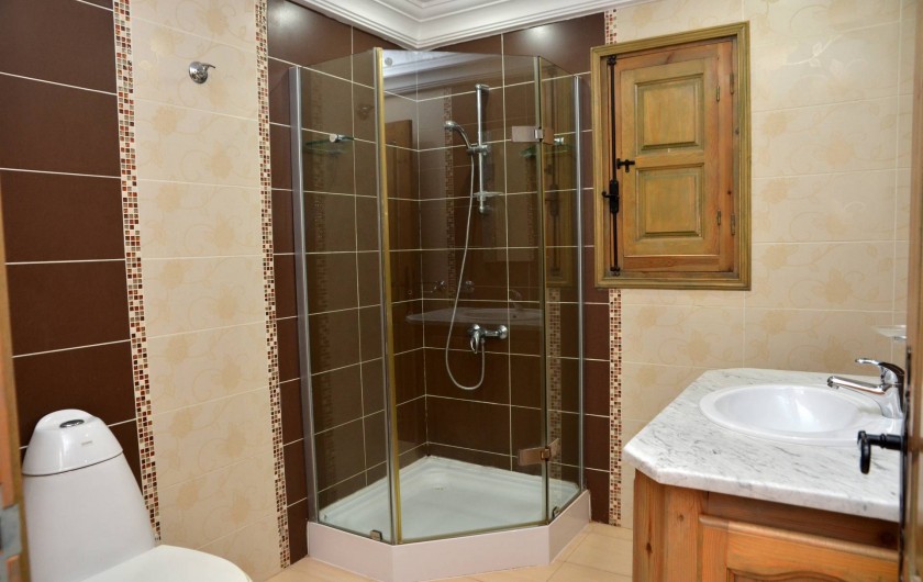 Location de vacances - Villa à Tezdaine - Salle de bain chambre 3